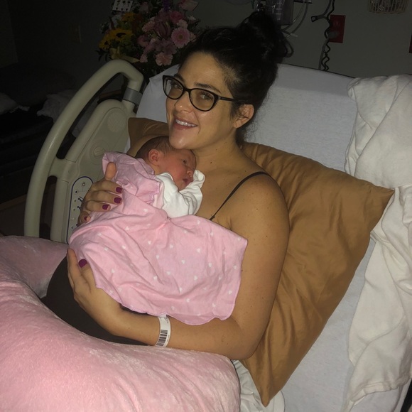 Meet your Posher, Casey - Picture 4 of 8